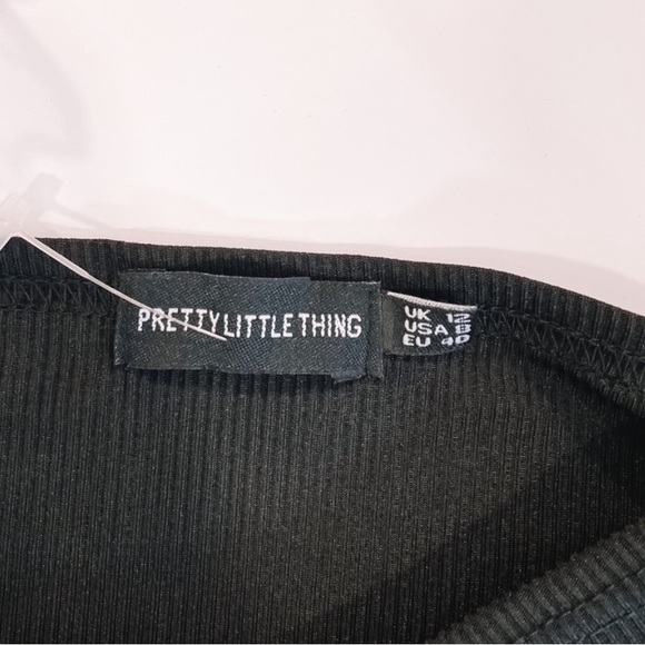 Pretty little thing black mini dress - Picture 3 of 3